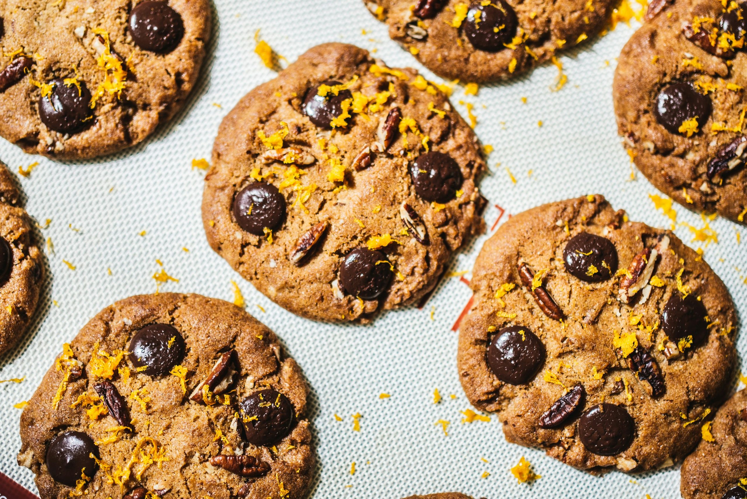 Loaded vegan cookies